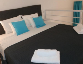 Howlit Home Budapest